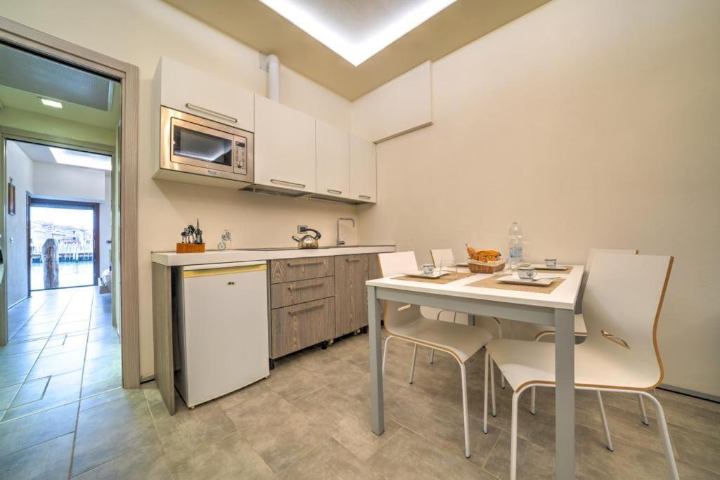 Apartamento Al Pontile Venezia Exterior foto